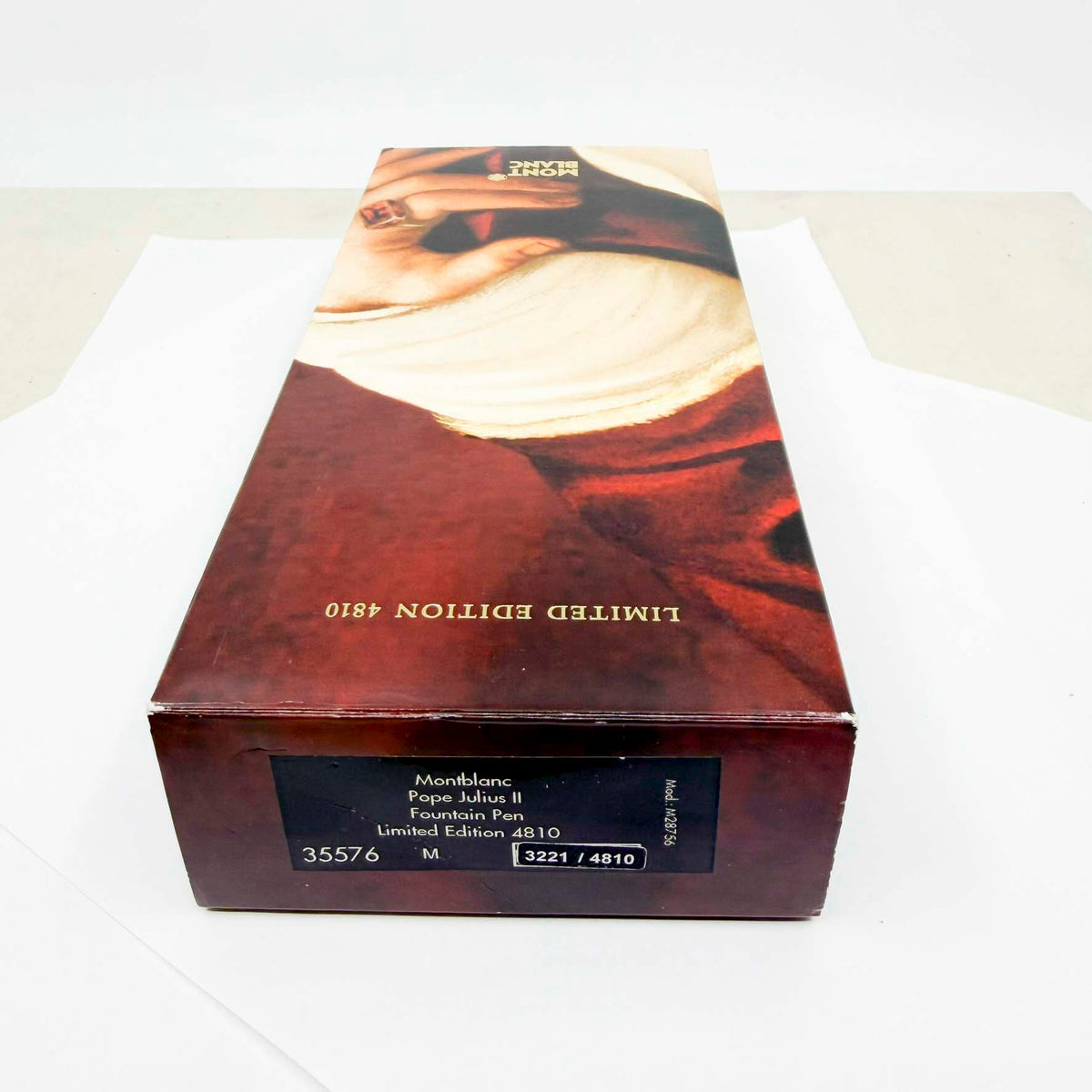 Montblanc Pope Julius II Patron of the Arts Limited Edition Fountain Pen - Medium 18kt Gold Nib