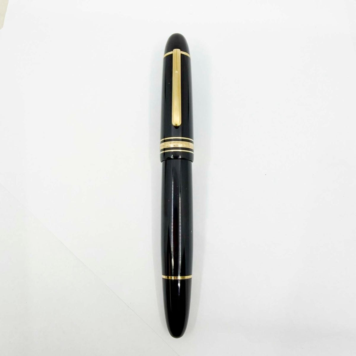 Montblanc Meisterstuck Black Resin #149 Fountain Pen - Largest of the Meisterstucks - Medium 18kt Gold Nib