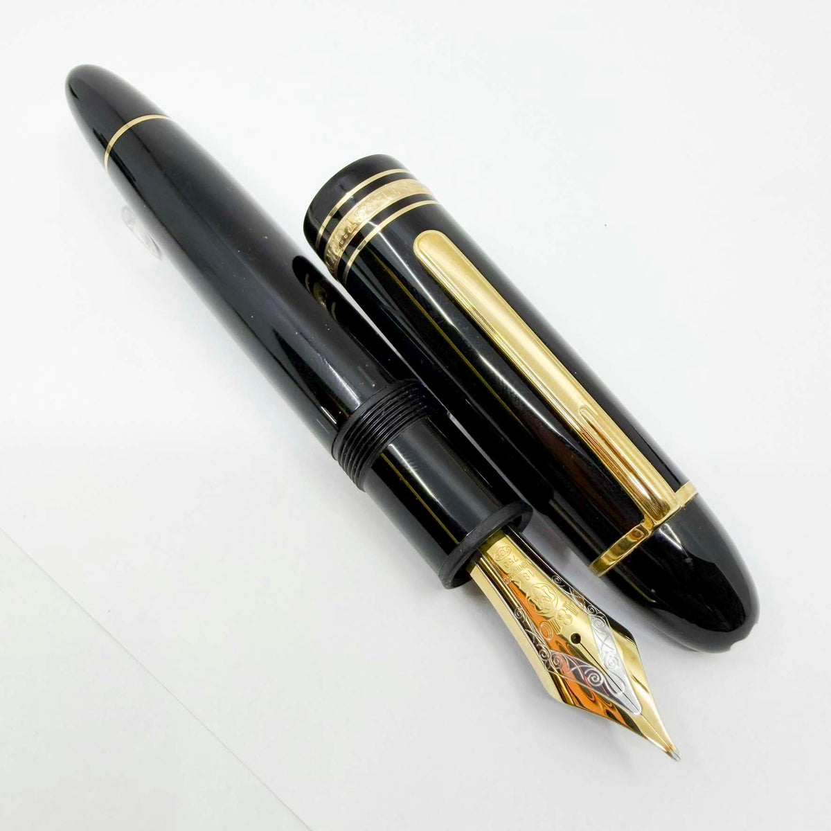 Montblanc Meisterstuck Black Resin #149 Fountain Pen - Largest of the Meisterstucks - Medium 18kt Gold Nib