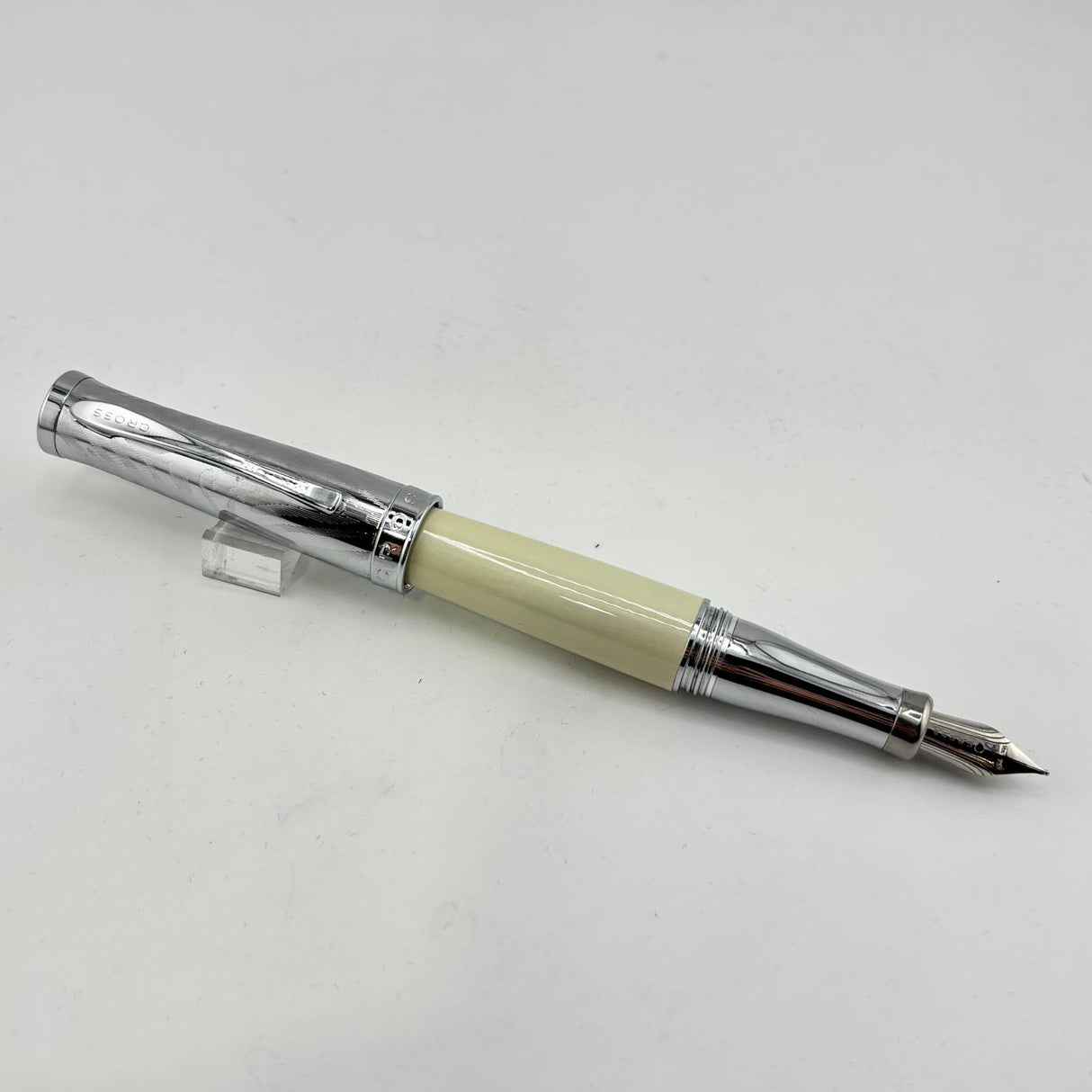 Cross Parasol Curves Cream and Chrome cap - Fountain Pen