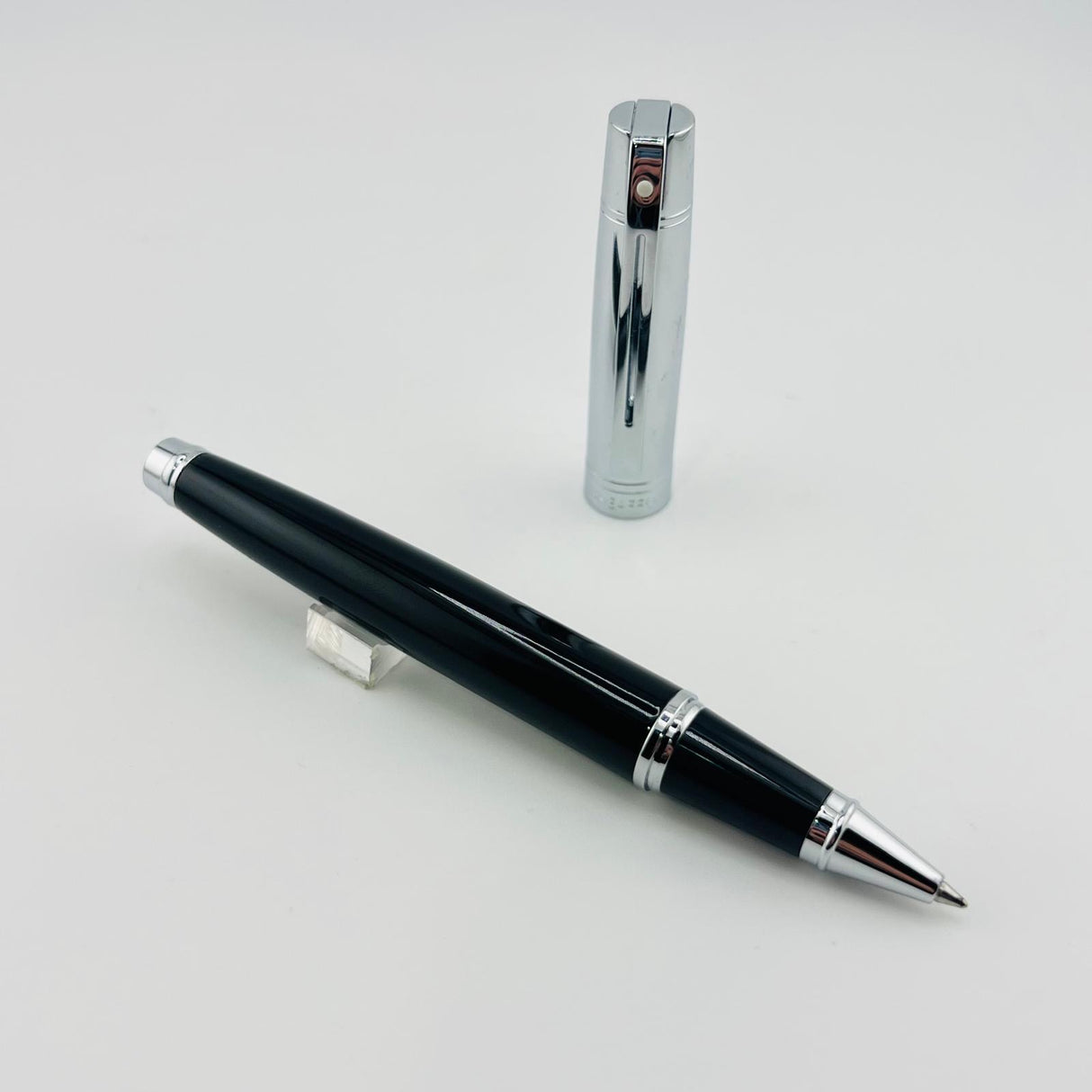 Sheaffer 300 Glossy Black - Rollerball Pen